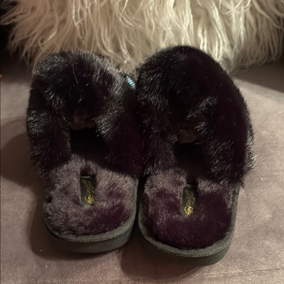 NWT-Kirk’s Folly slippers - Picture 3 of 3